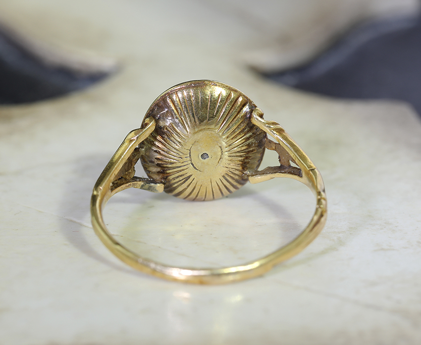 Antique Gallery Soleil アンティークジュエリー / Harpocrates 沈黙の